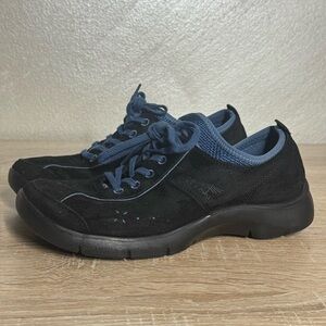 Dansko Hayden Women 39 US 8.5-9 Black Suede with Blue Accents